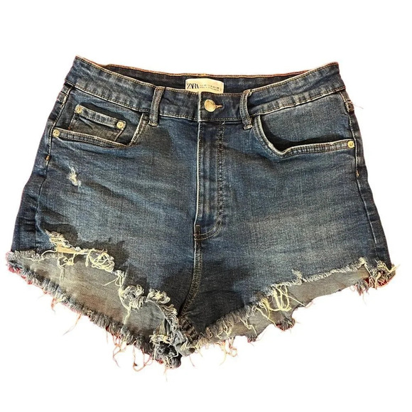 Zara Size 8 Darkwash Denim Shorts‎ - Picture 1 of 3